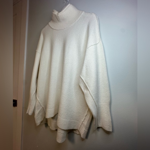 Free People Afterglow Mock Neck Cream Oversized Cozy Winter Sweater Size Smalll - Picture 13 of 17